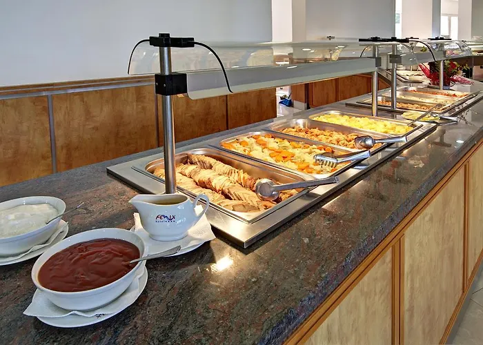 Fenix Сонячний Берег